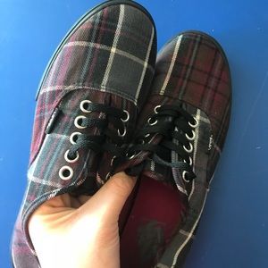 Brand New Vans. Plaid. Unisex.